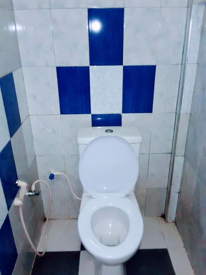 Black And White Kandy Guest House 02 Deiyannewela المظهر الخارجي الصورة